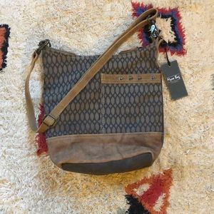 NWT Myra Bag Honey Bee Print Shoulder Bag